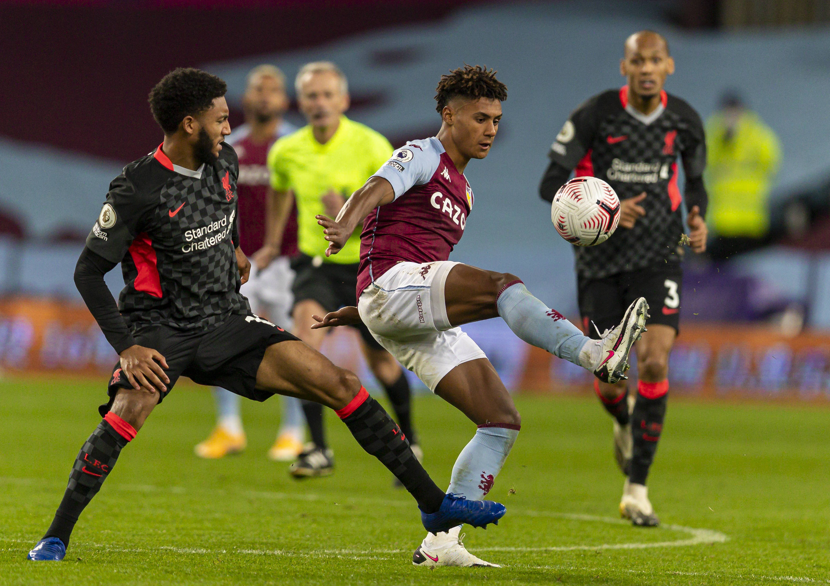 中国选手并 中国选手并